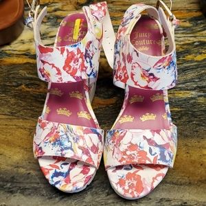 Womans Juicy Couture wedges